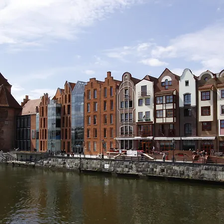 Hotel Hanza 4*