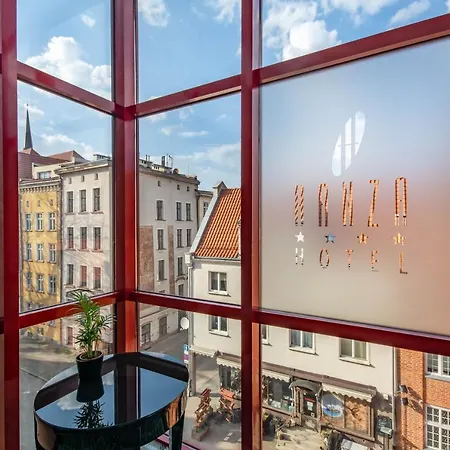 Hanza Готель 4*